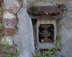 Continue reading Touring Los Angeles:  The Crumbling Hermon Car Wall