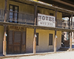 Continue reading Hiking Los Angeles:  Now Quiet Paramount Ranch